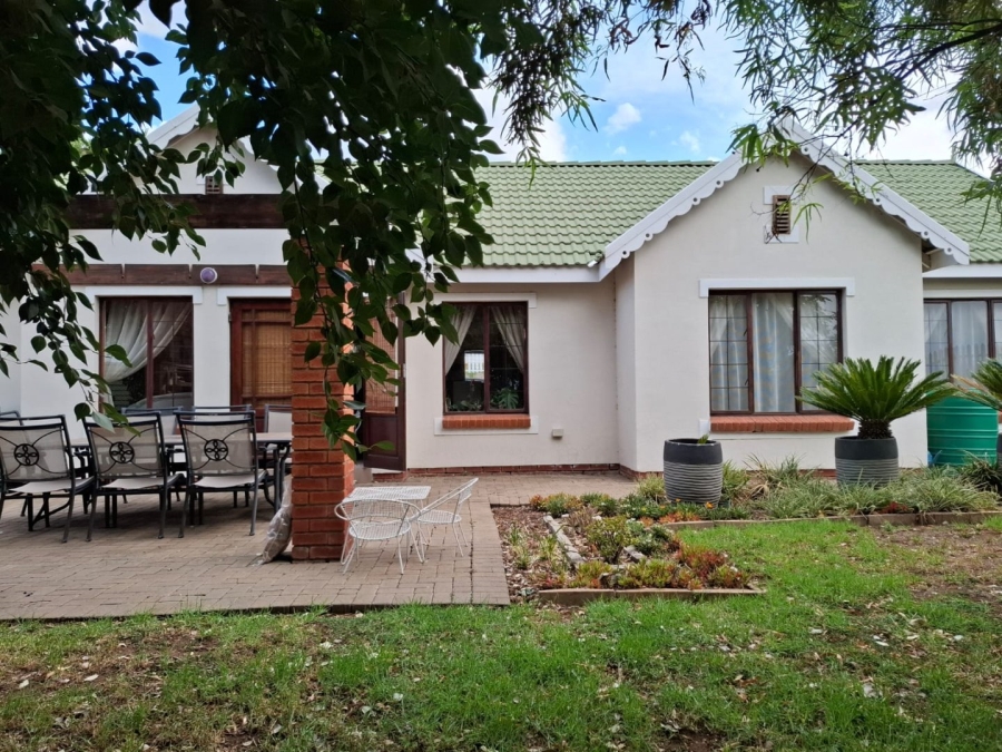 3 Bedroom Property for Sale in Hillside Free State